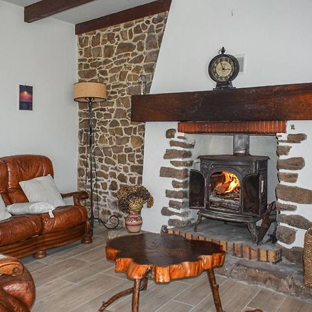 Nice Home In Plehedel With Wifi Екстериор снимка
