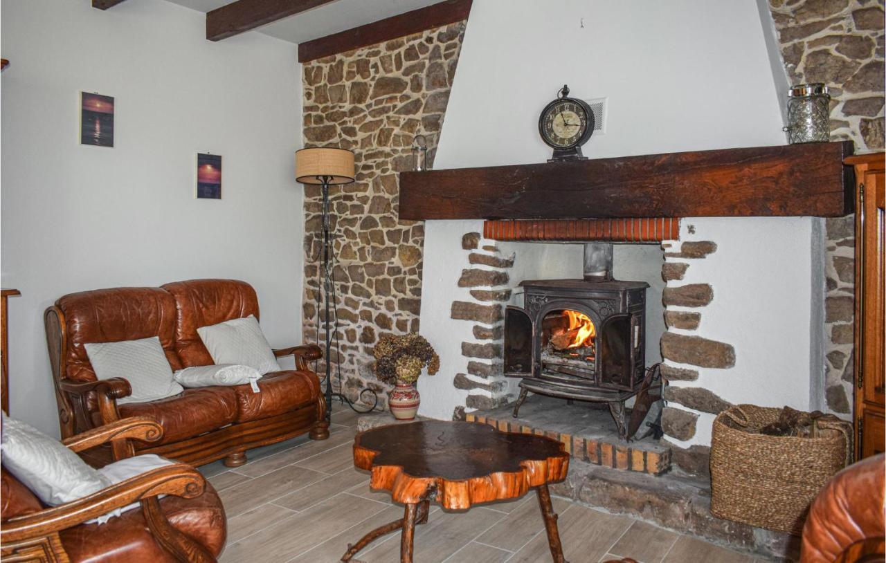 Nice Home In Plehedel With Wifi Екстериор снимка